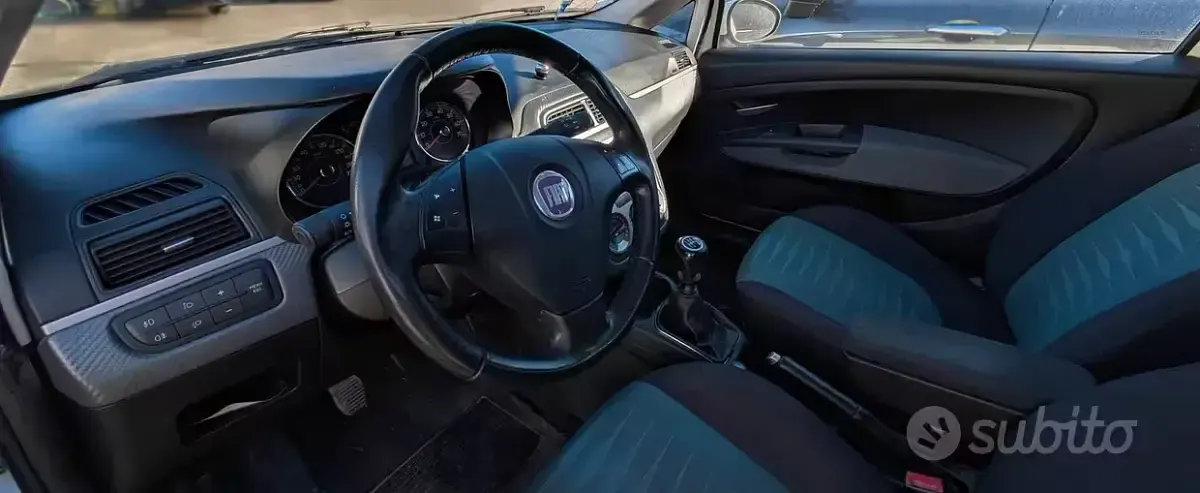 Usata Fiat Grande Punto 77 CV (56 kW) 2009 Bianco Utilitaria
