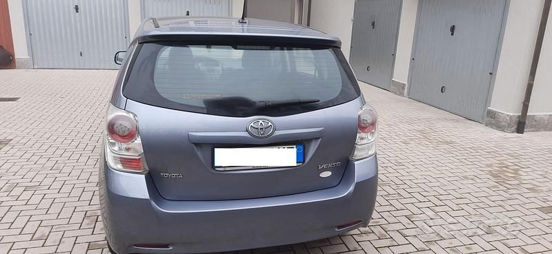 Usata Toyota Verso 126 CV (92 kW) 2009 Monovolume