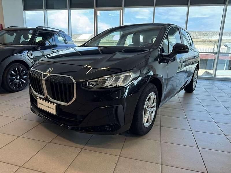 Nero Usata 2022 BMW 218 Monovolume | 29.900 € (Buon prezzo) - Immagine 1/4