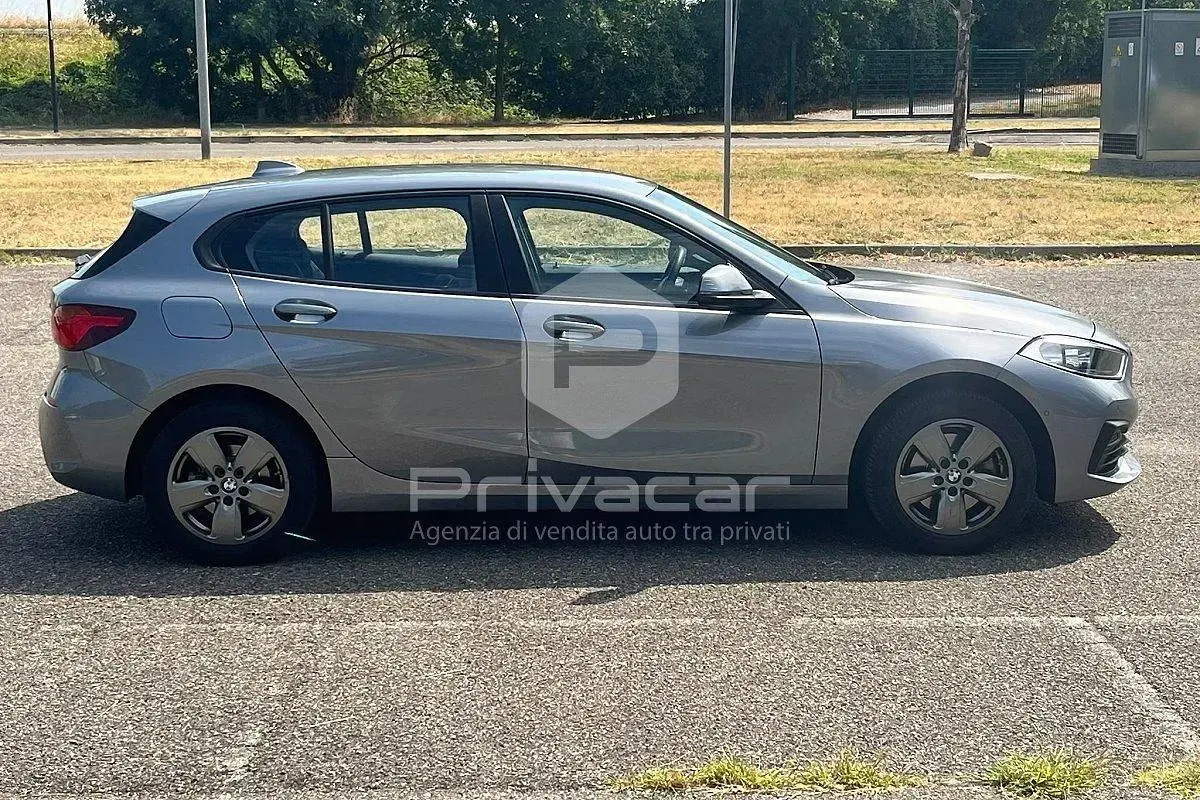 Usata BMW 116 Advantage 116 CV (85 kW) 2023 Grigio Utilitaria