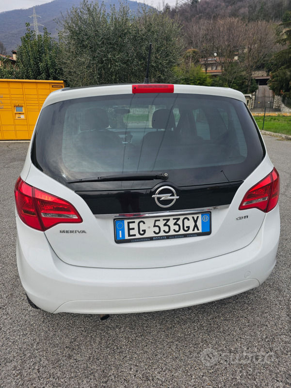Usato 2011 Opel Meriva 1.7 Diesel (5.200 €)