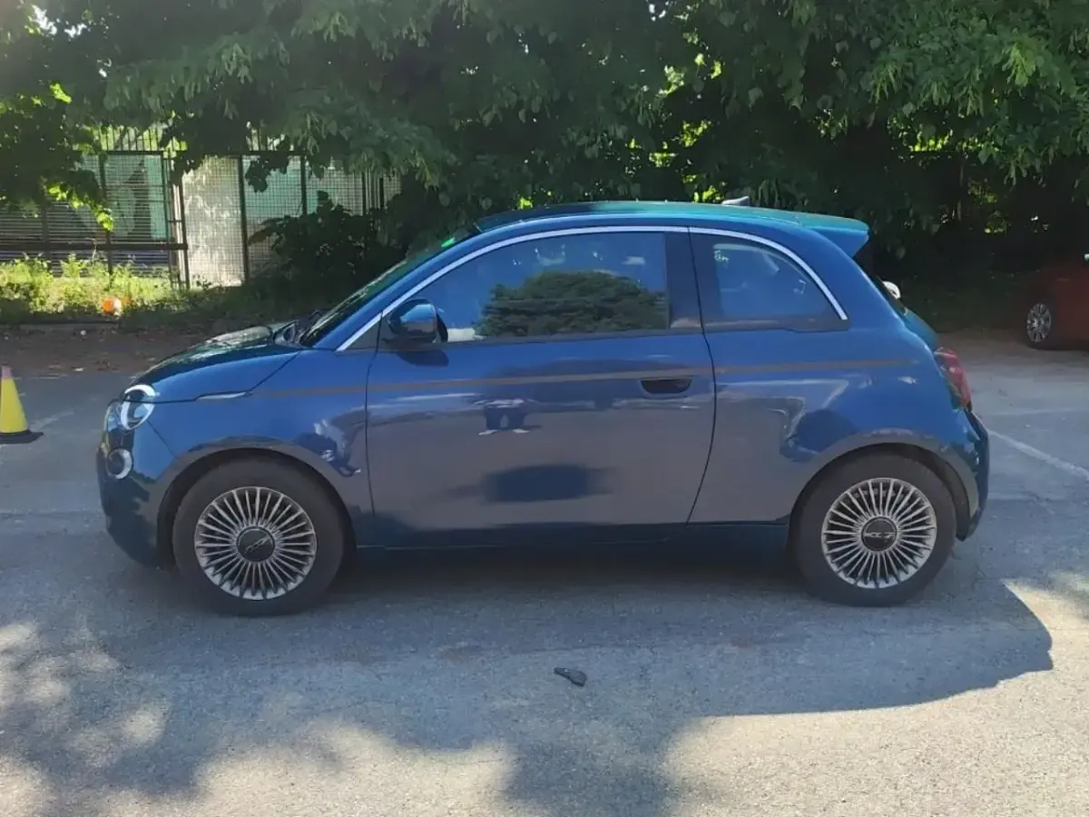 Second-hand Fiat 500e Business 86 kW (118 CP) 2020 Verde Hatchback