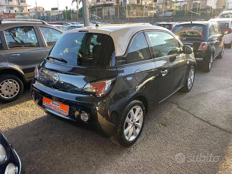 Usata Opel Adam 70 CV (51 kW) 2013 Grigio Utilitaria
