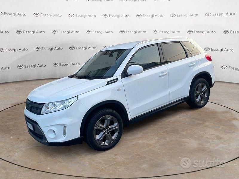 Usata Suzuki Vitara Cool 120 CV (88 kW) 2016 Bianco SUV