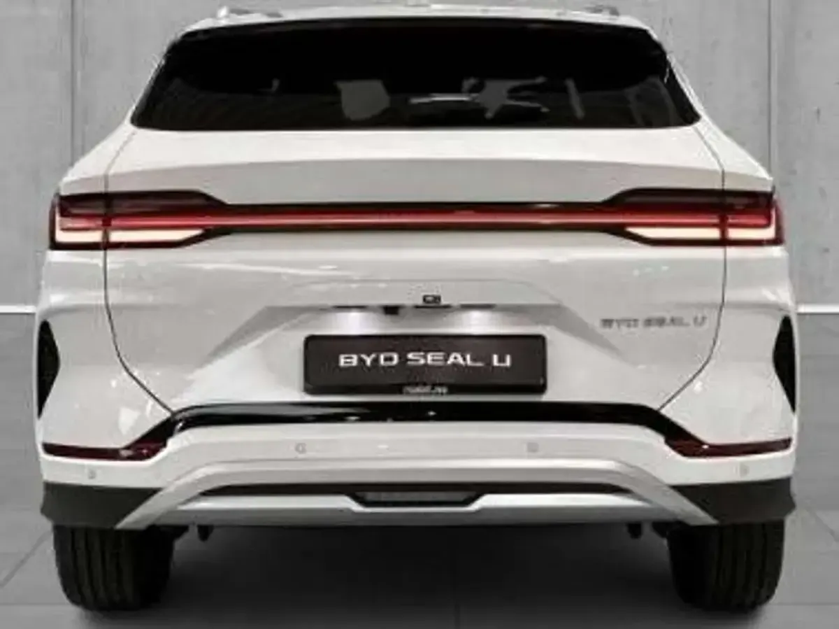 Nuova BYD Seal U Comfort 218 CV (160 kW) 2026 Snow white SUV