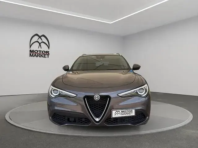 Usata Alfa Romeo Stelvio Ti 280 CV (205 kW) 2020 Grigio / gray SUV