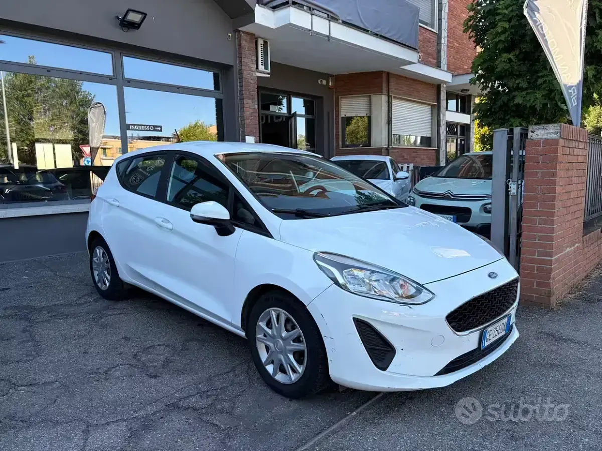 Usata Ford Fiesta 75 CV (55 kW) 2021 Bianco Utilitaria