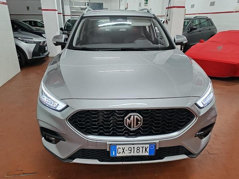 Usata MG ZS Luxury 106 CV (77 kW) 2024 Grigio Berlina