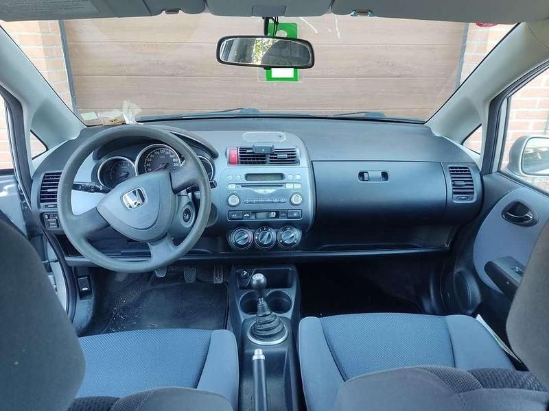 Usata Honda Jazz S 77 CV (56 kW) 2004 Argento Utilitaria