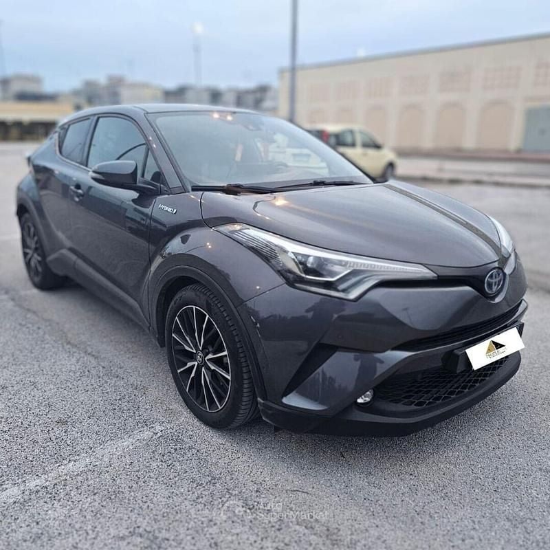 Grigio Usata 2018 Toyota C-HR Team SUV | 13.450 € (Ottimo prezzo) - Immagine 1/4