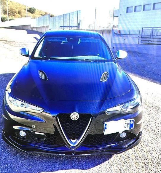 Usata Alfa Romeo Giulia 150 CV (110 kW) 2016 Nero Berlina