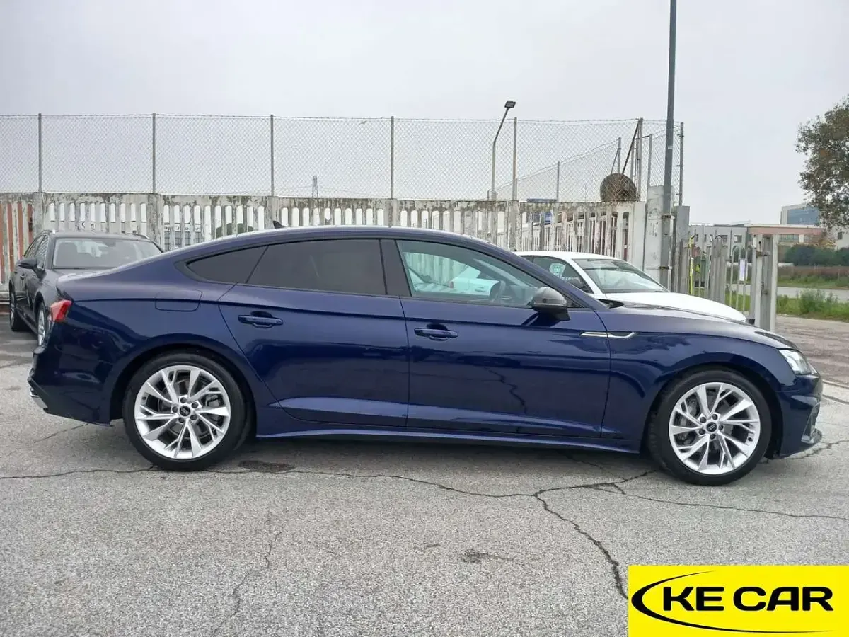 Usata Audi A5 Advanced Plus 204 CV (150 kW) 2024 Blu/azzurro Berlina