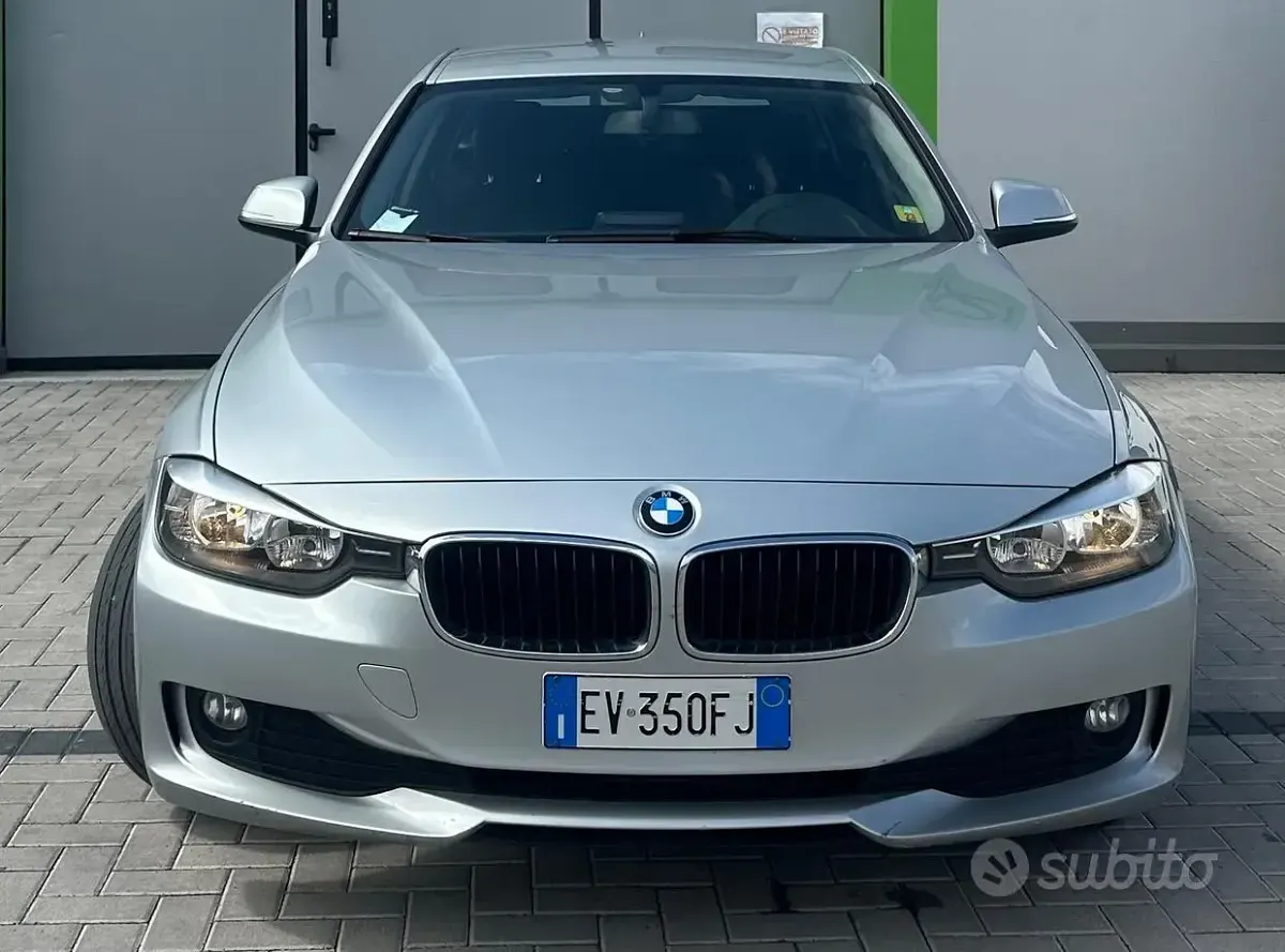 Usata BMW 318 143 CV (105 kW) 2014 Grigio Station wagon