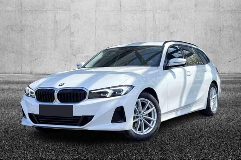 Bianco Usata 2023 BMW 318 Comfort Edition Station wagon | 36.450 € (Ottimo prezzo) - Immagine 1/4