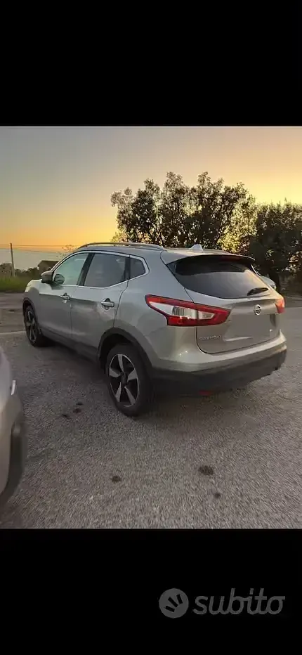 Usata Nissan Qashqai 360º 131 CV (96 kW) 2017 Grigio SUV
