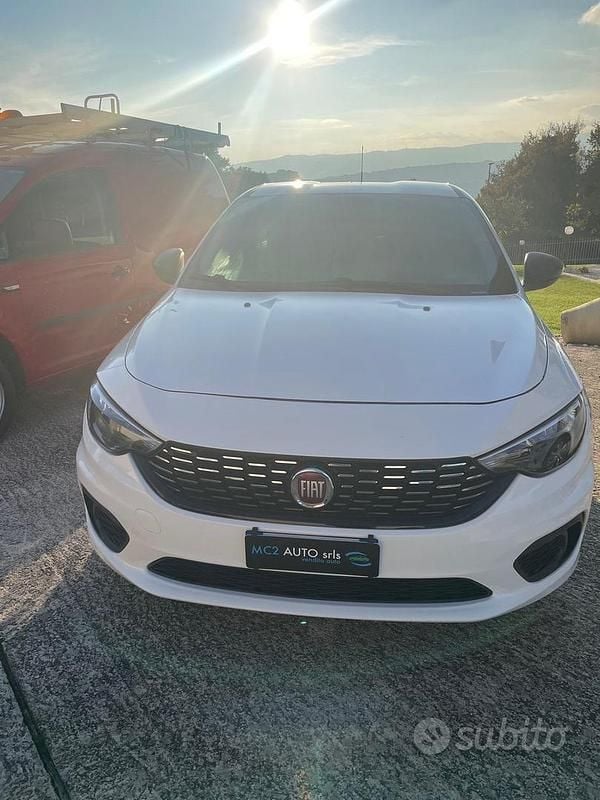 Bianco Usata 2019 Fiat Tipo Easy Berlina | 6500 € (Super prezzo) - Immagine 1/4