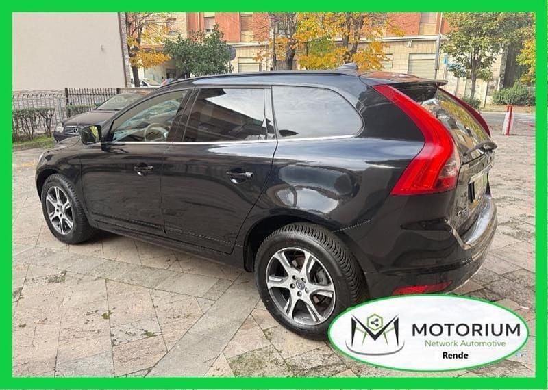 Usata Volvo XC60 Momentum 181 CV (133 kW) 2014 Nero SUV