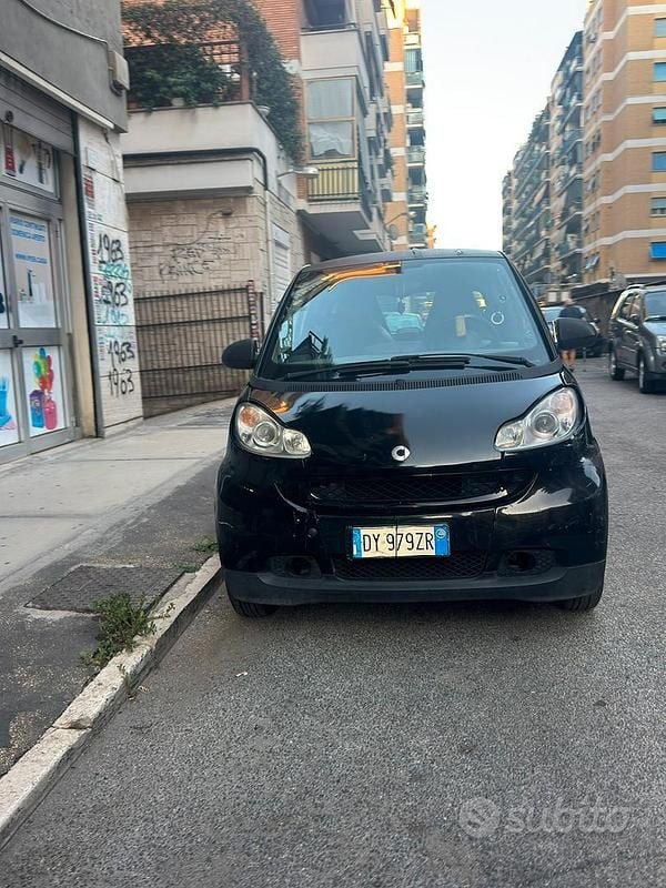 Nero Usata 2009 Smart ForTwo Coupé Coupé | 2499 € (Ottimo prezzo) - Immagine 1/4