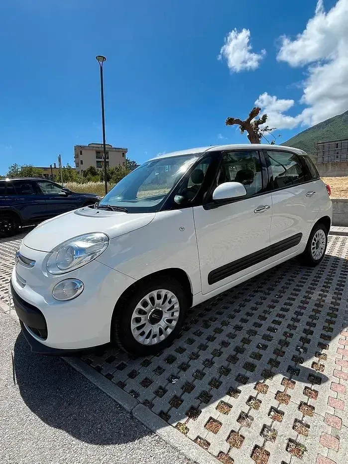 Usata Fiat 500L 105 CV (77 kW) 2014 Bianco Monovolume