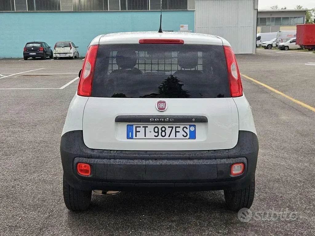 Gebraucht Fiat Panda Pop 69 PS (50 kW) 2018 Weiß Kleinwagen