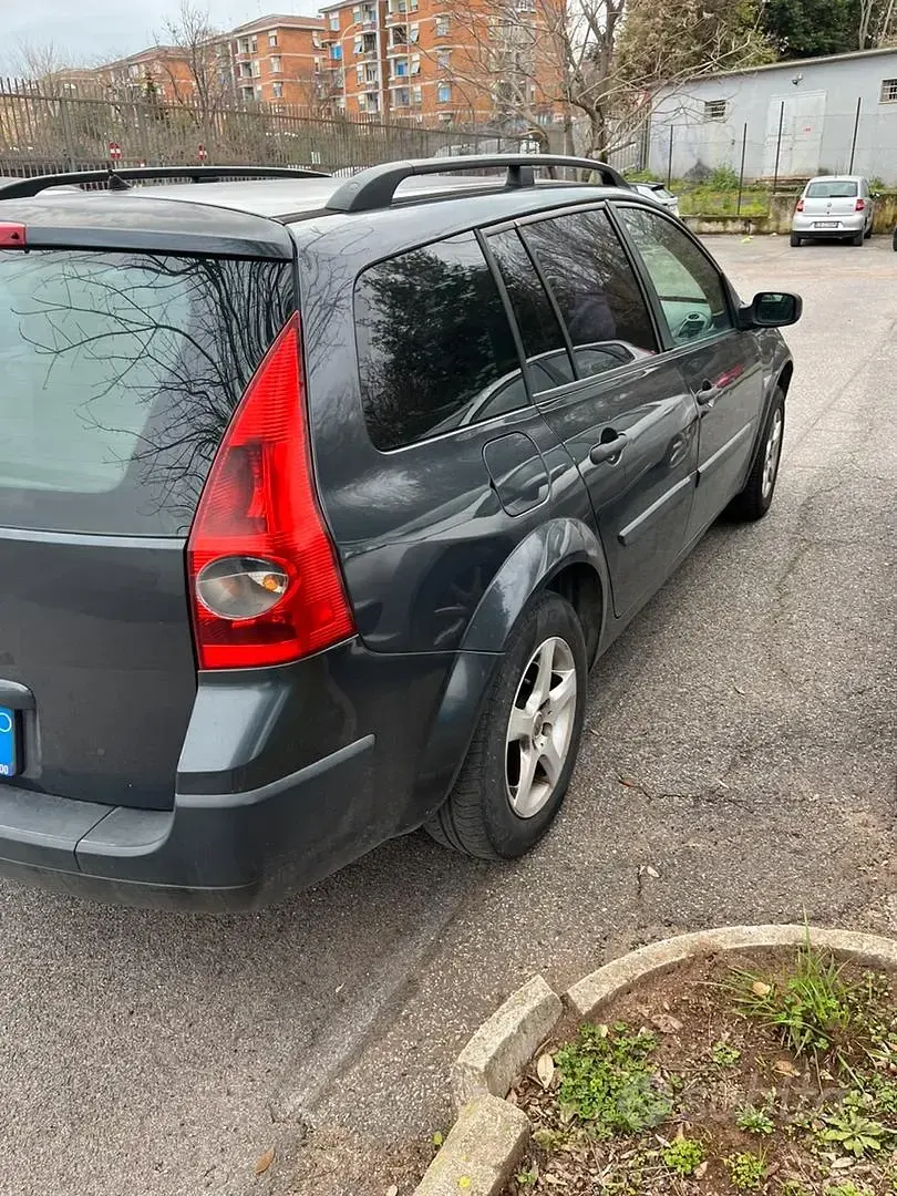 Usata Renault Mégane GrandTour 111 CV (81 kW) 2006 Nero Station wagon