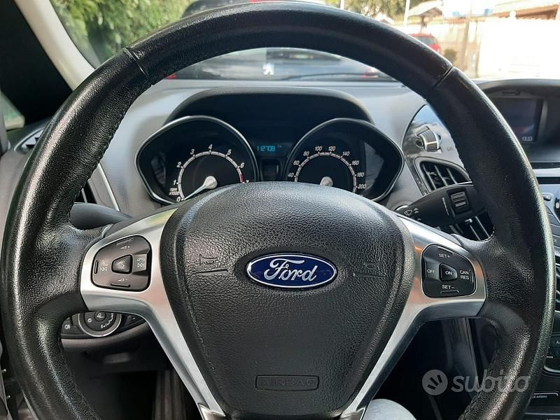 Usata Ford B-MAX 2018 Grigio Monovolume