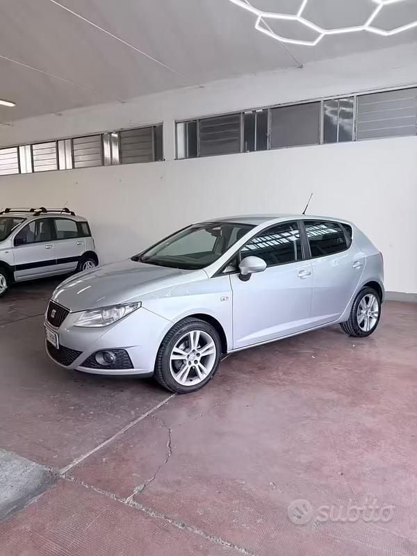Usata Seat Ibiza ST Copa 74 CV (54 kW) 2012 Grigio Station wagon