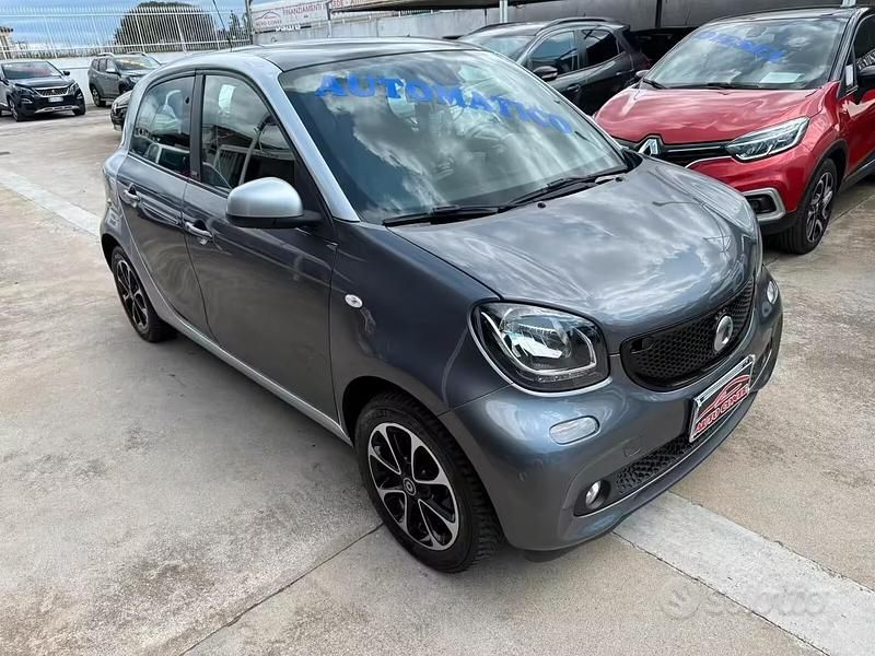 Usata Smart ForFour Passion 71 CV (52 kW) 2018 Nero Utilitaria