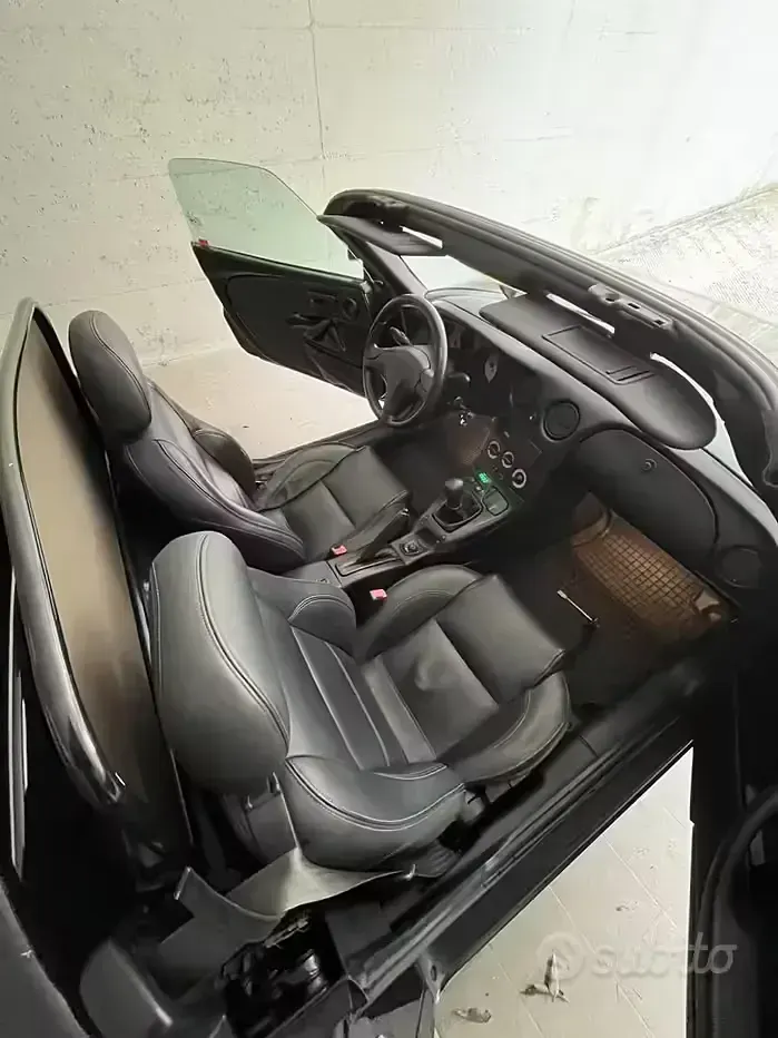 Usata Fiat Barchetta 131 CV (96 kW) 1996 Nero Cabrio