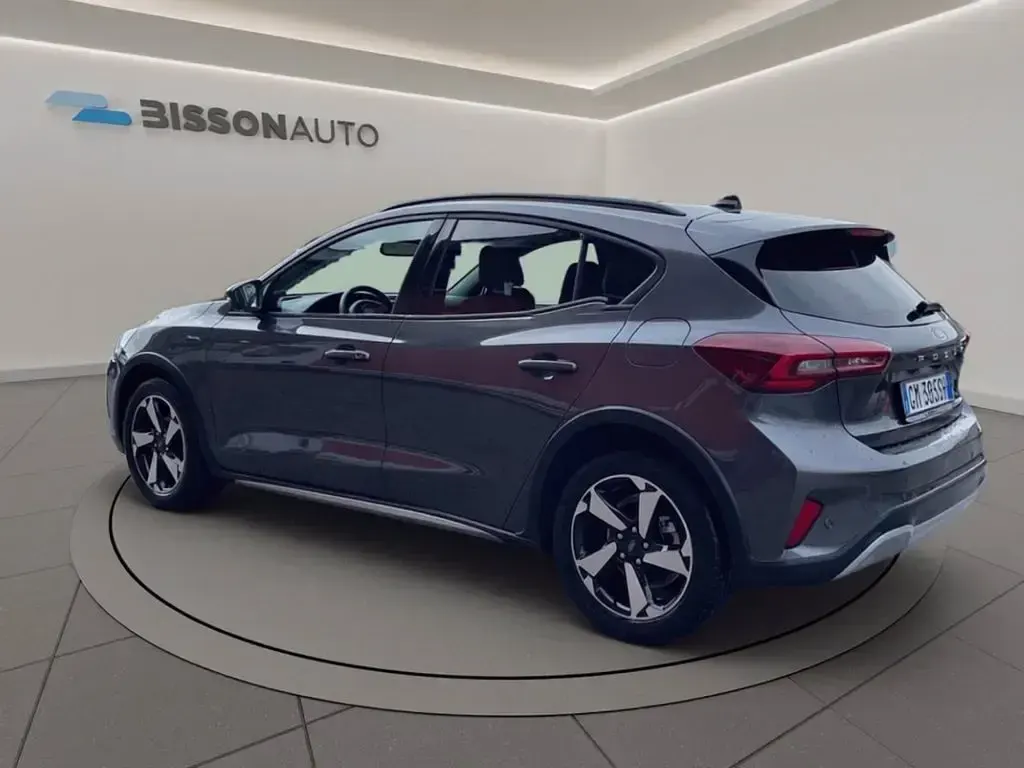 Usata Ford Focus Active 125 CV (91 kW) 2023 Magnetic SUV