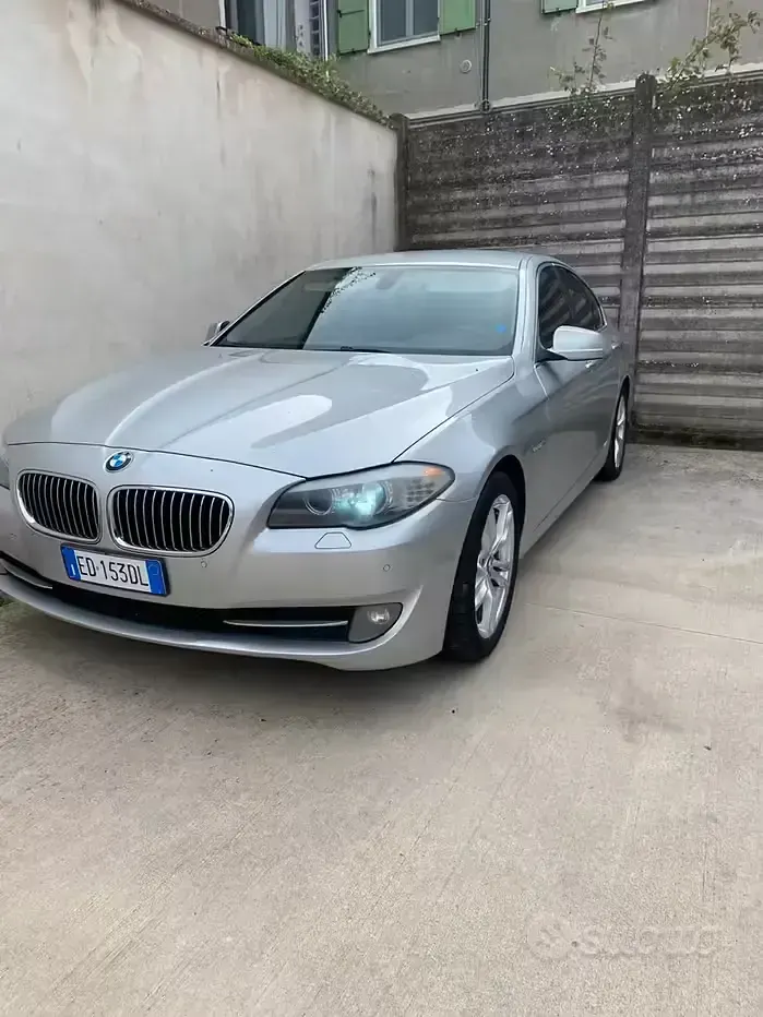 Usata BMW 520 184 CV (135 kW) 2010 Grigio Berlina
