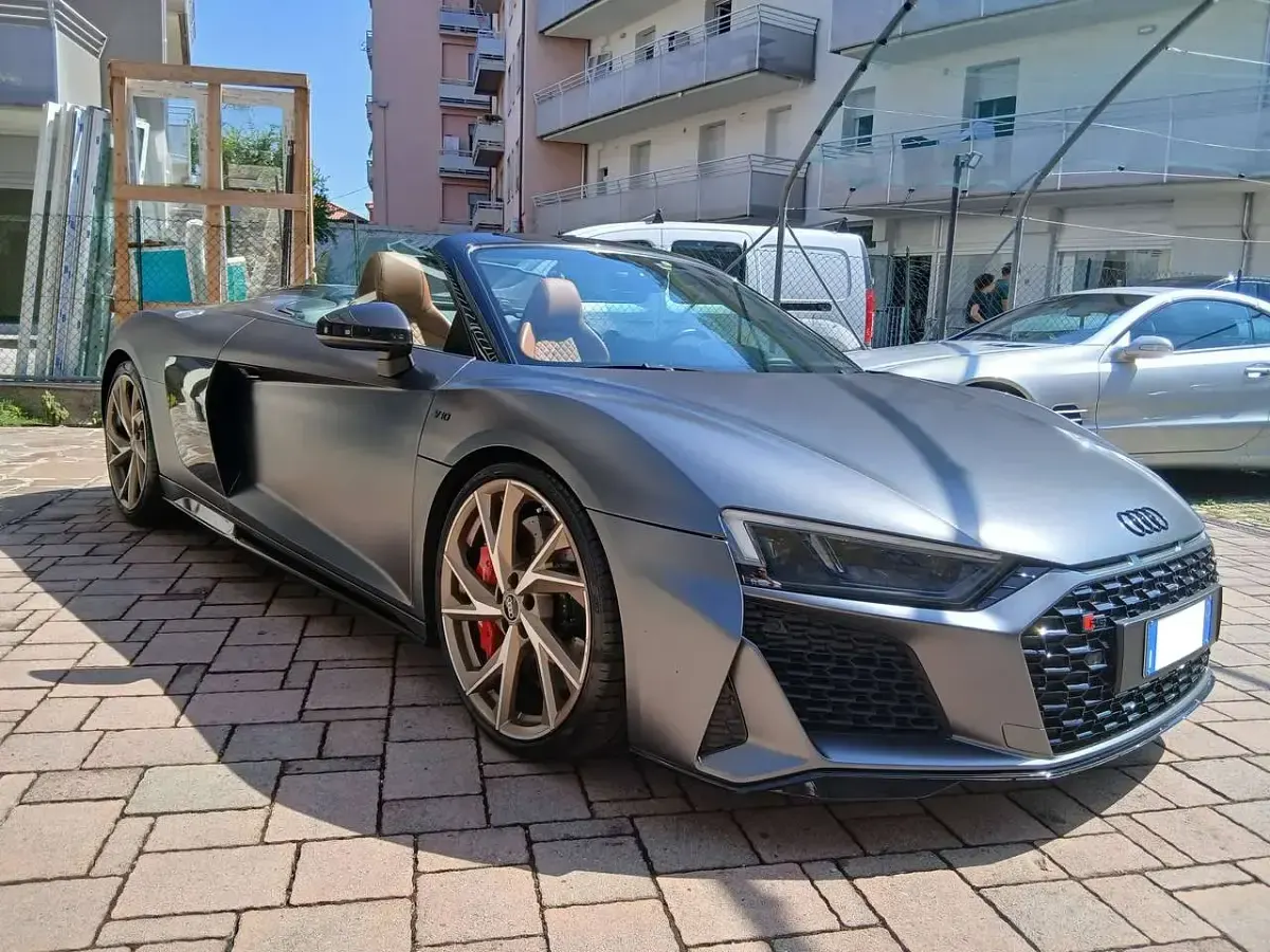 Usata Audi R8 Spyder Performance 620 CV (456 kW) 2021 Effetto opaco audi exclusive Cabrio