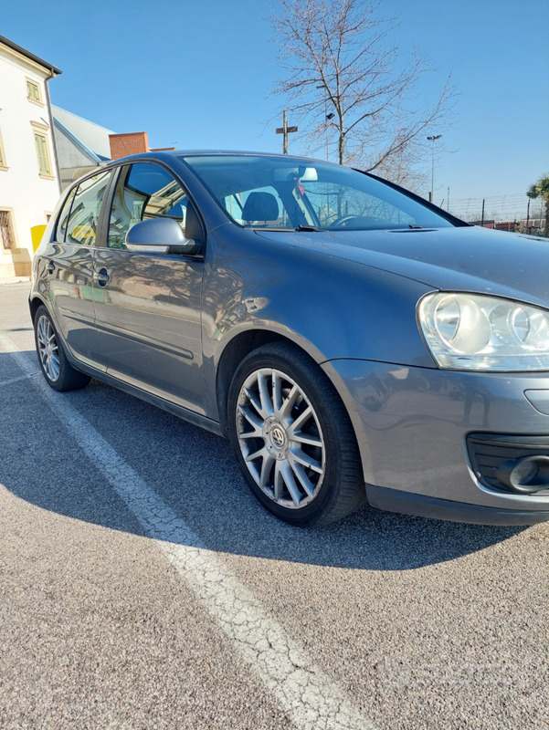 Usato 2006 VW Golf V 2.0 Diesel 170 CV (3.900 €)