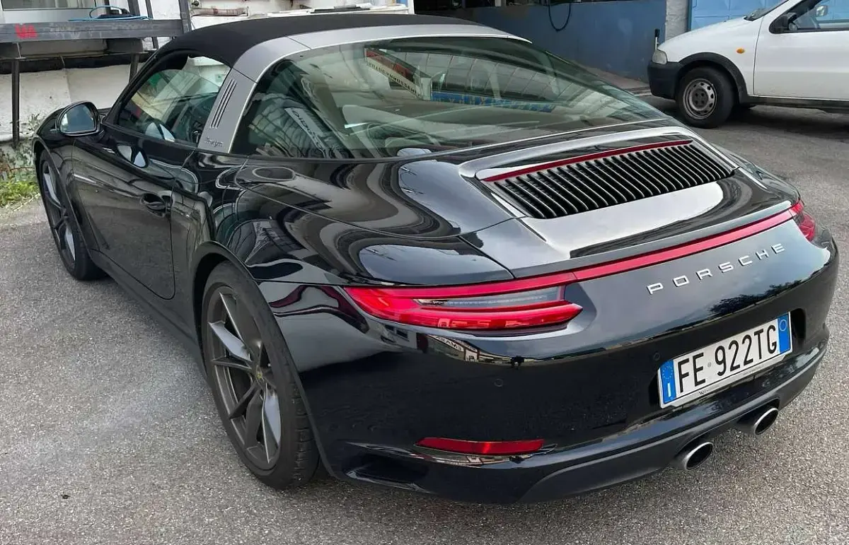 Usata Porsche 991 370 CV (272 kW) 2016 Nero Cabrio