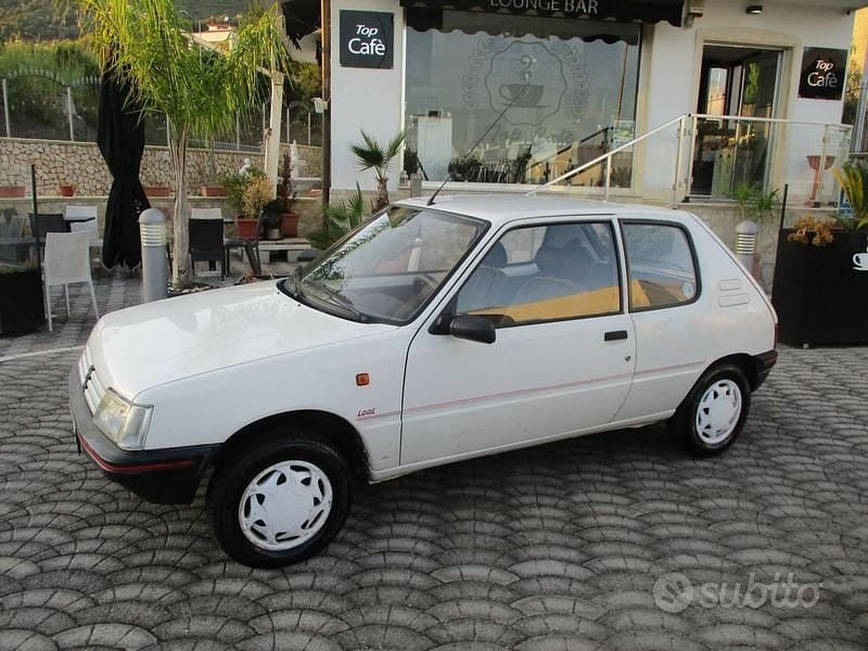 Usata Peugeot 205 44 CV (32 kW) 1991 Bianco Utilitaria