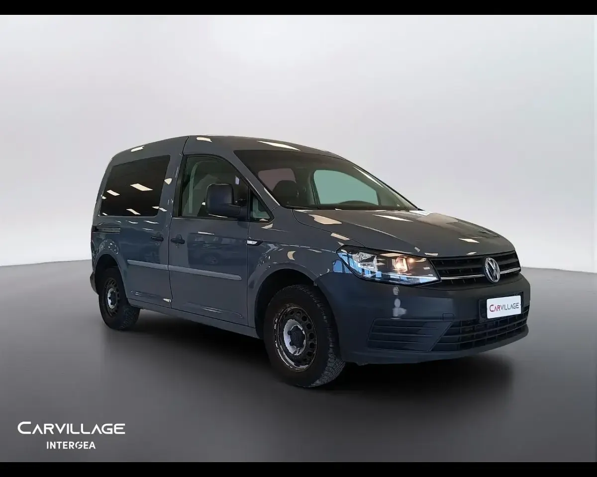 Usata VW Caddy 75 CV (55 kW) 2017 Grigio Monovolume