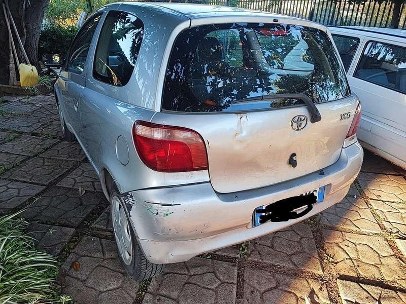 Occasion Toyota Yaris 68 ch (50 kW) 2001 Berline