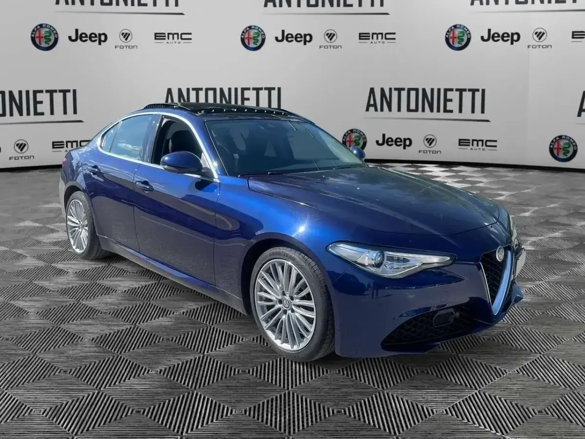 Usata Alfa Romeo Giulia Super 179 CV (131 kW) 2016 Blu/azzurro Berlina