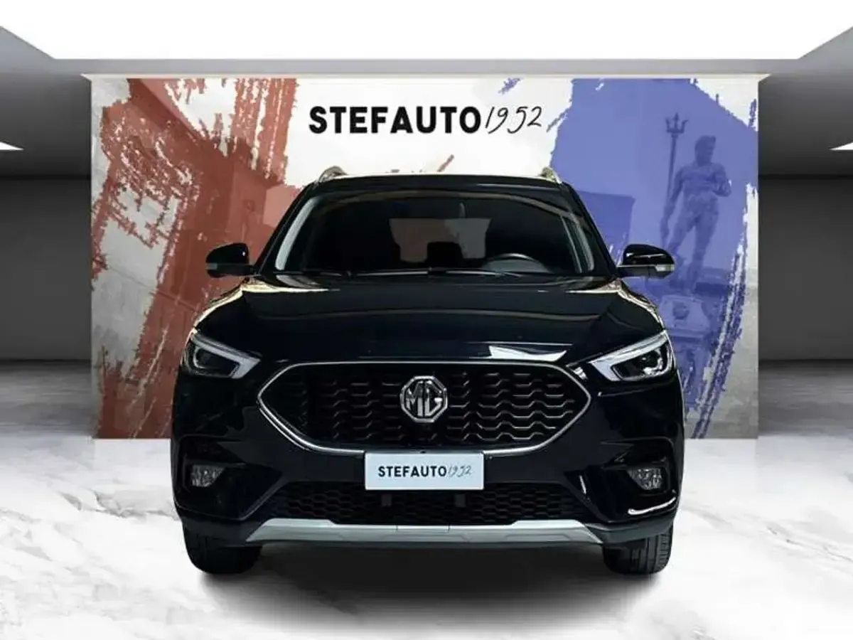 Usata MG ZS Luxury 106 CV (77 kW) 2023 Nero SUV