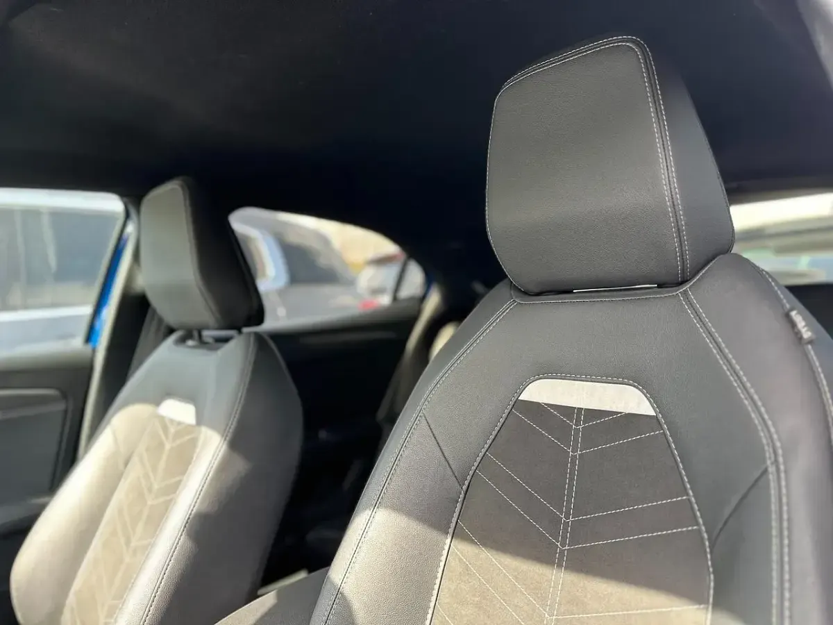 Usata Opel Mokka Ultimate 130 CV (95 kW) 2024 Verde SUV