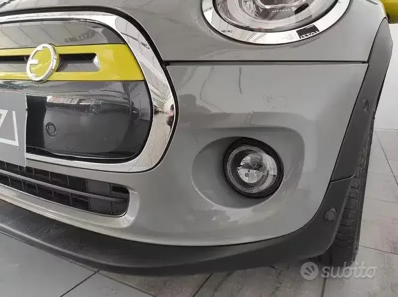 Usata Mini Cooper Coupé 75 kW (102 CV) 2020 Grigio Coupé