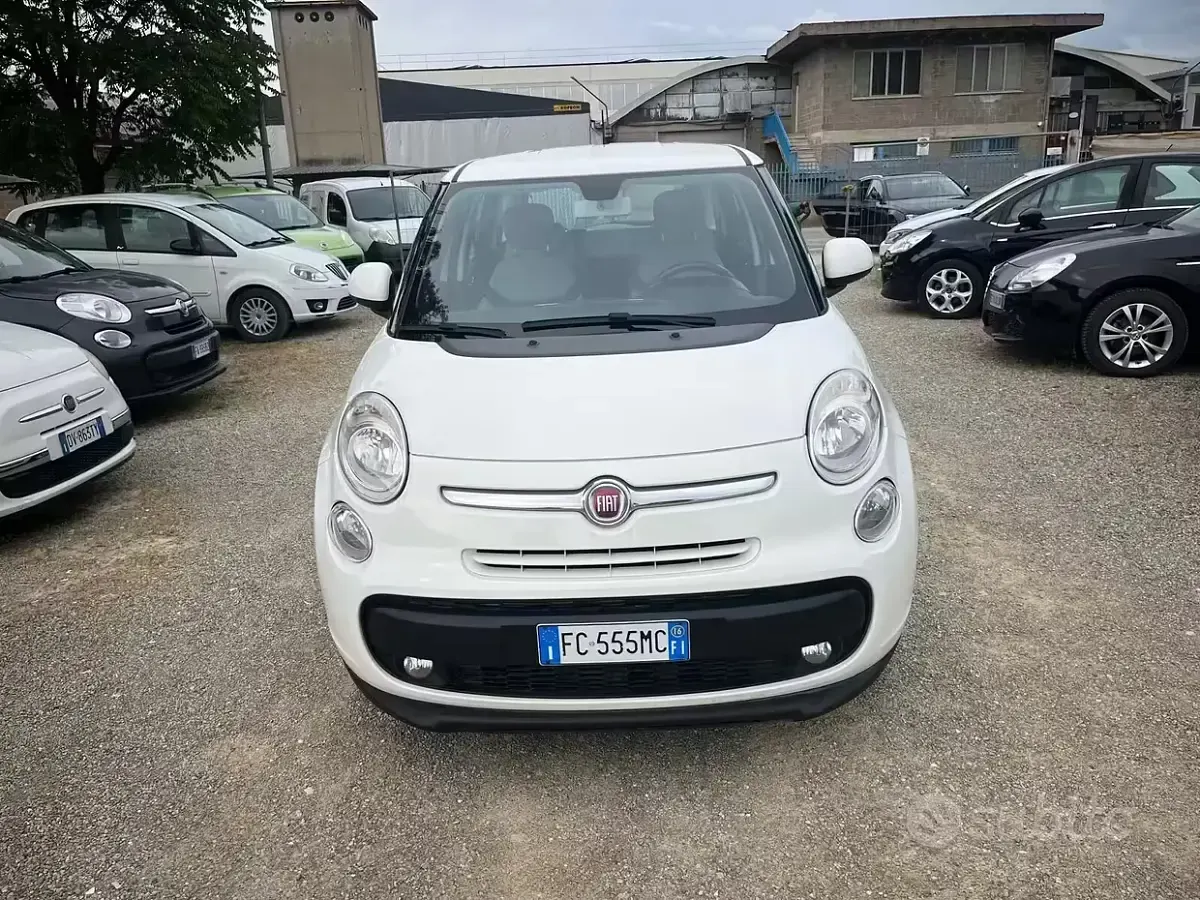 Usata Fiat 500L Lounge 80 CV (58 kW) 2016 Bianco Monovolume
