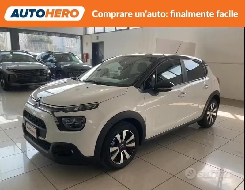 Usata Citroën C3 Feel 102 CV (75 kW) 2023 Bianco Utilitaria