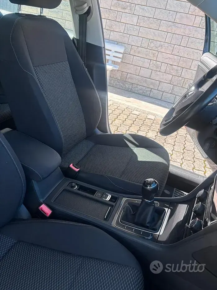 Usata VW Golf VII Trendline 110 CV (80 kW) 2018 Nero Berlina