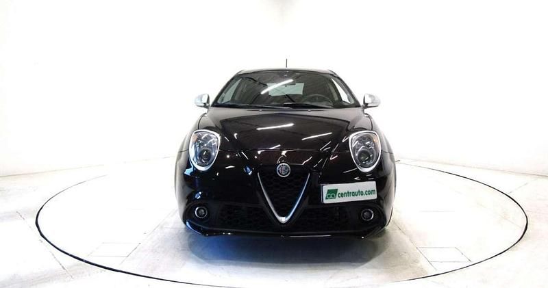 Usata Alfa Romeo MiTo 77 CV (56 kW) 2018 Prugna Utilitaria