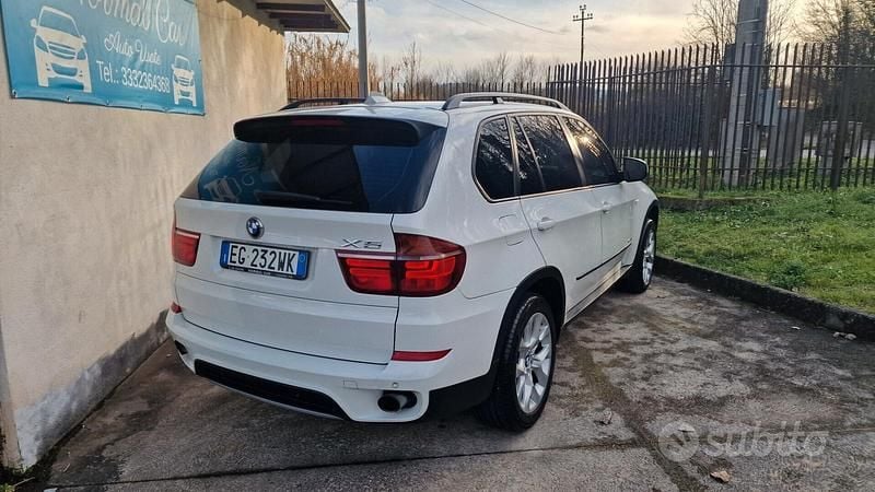 Usata BMW X5 245 CV (180 kW) 2011 Bianco SUV