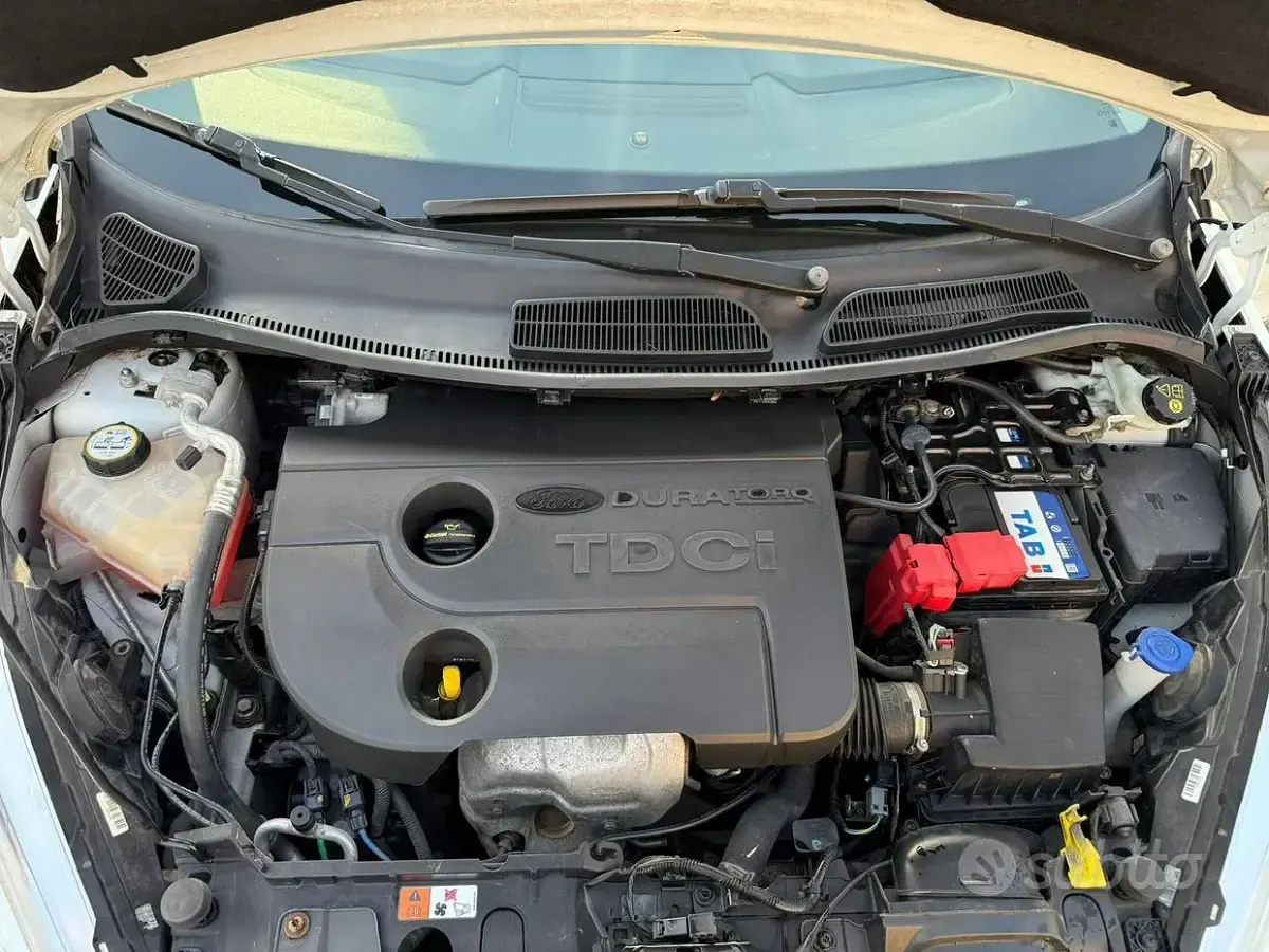 Second-hand Ford Fiesta 75 CP (55 kW) 2013 Berlinǎ