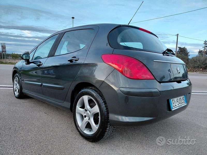 Usata Peugeot 308 Allure 112 CV (82 kW) 2012 Grigio Berlina