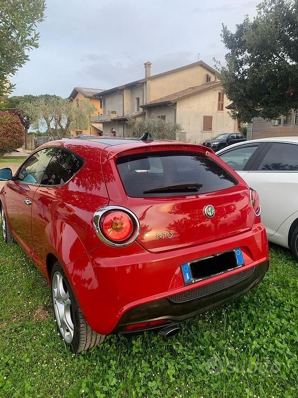 Usata Alfa Romeo MiTo 90 CV (66 kW) 2009 Rosso Utilitaria