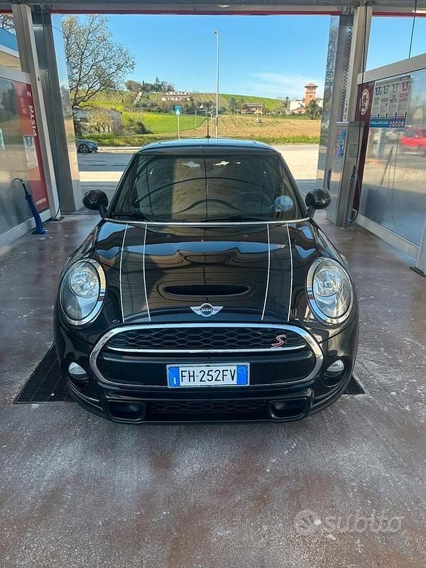 Usata Mini Cooper SD 170 CV (125 kW) 2017 Nero Utilitaria
